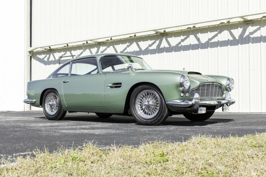  Aston Martin DB4 GT (Series IV) 1962 года  (WW) (фото 1 из 54)